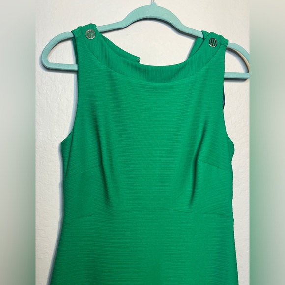 Kelly Green Tommy Hilfiger Dress - Picture 2 of 12